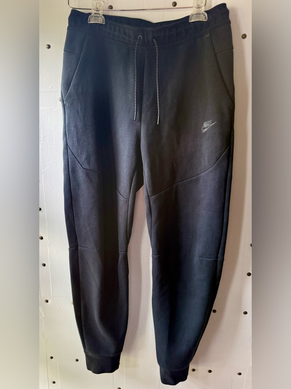 Men’s NIKE tech sweatpants